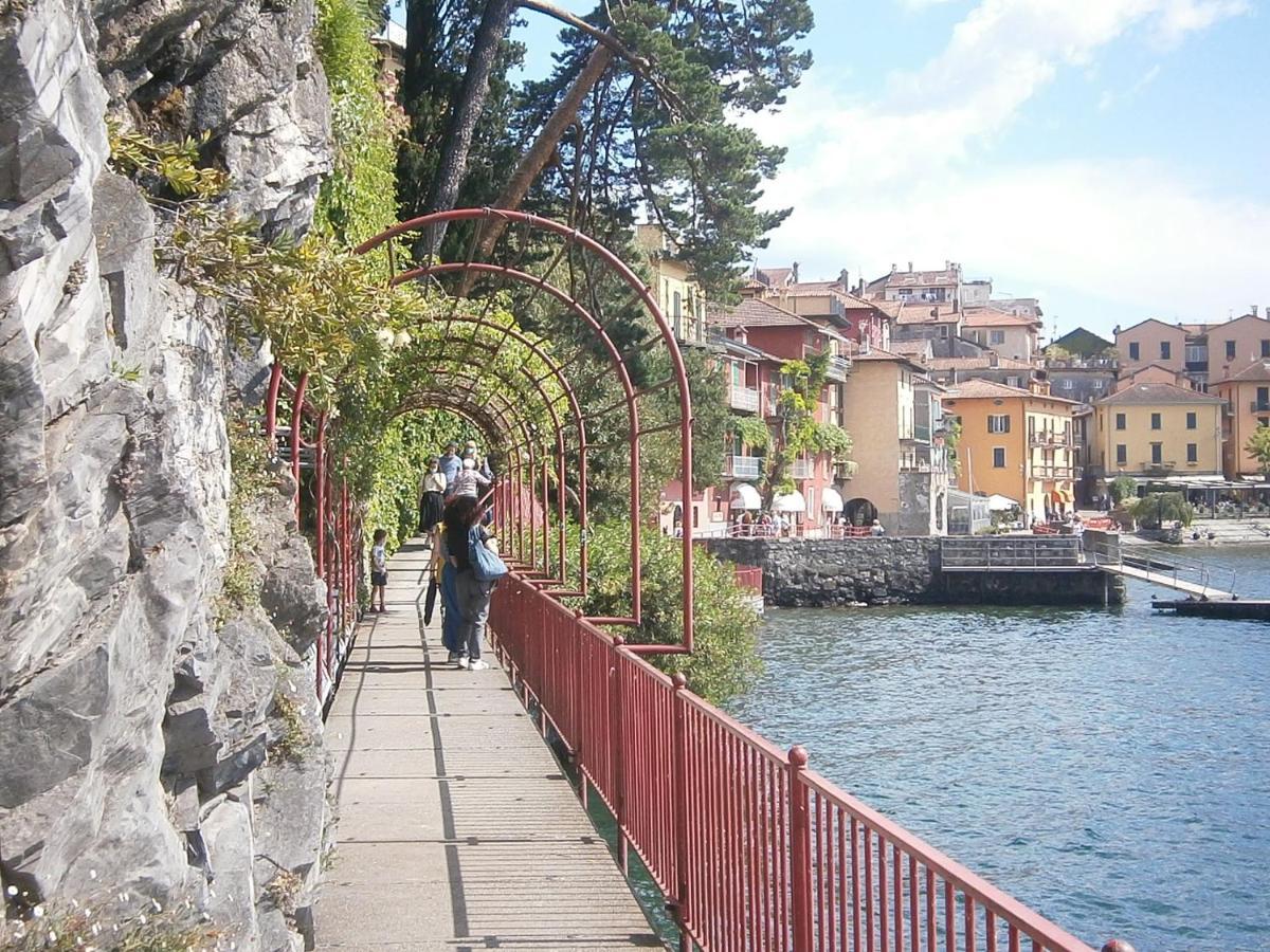 Casa In Riva Al Lago Varenna Exteriör bild