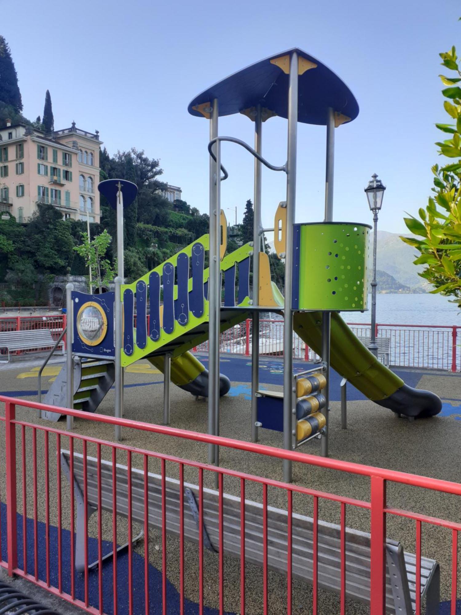 Casa In Riva Al Lago Varenna Exteriör bild