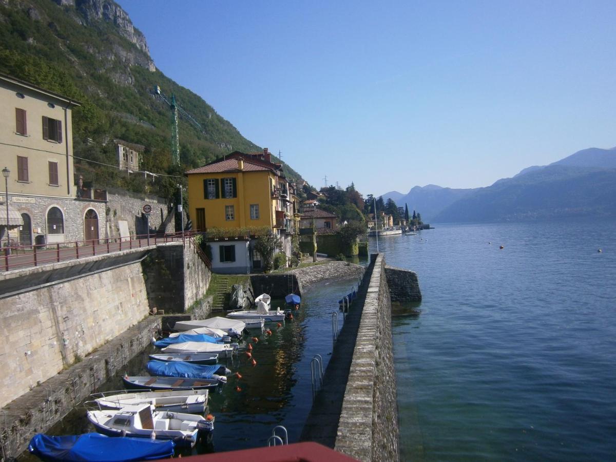 Casa In Riva Al Lago Varenna Exteriör bild