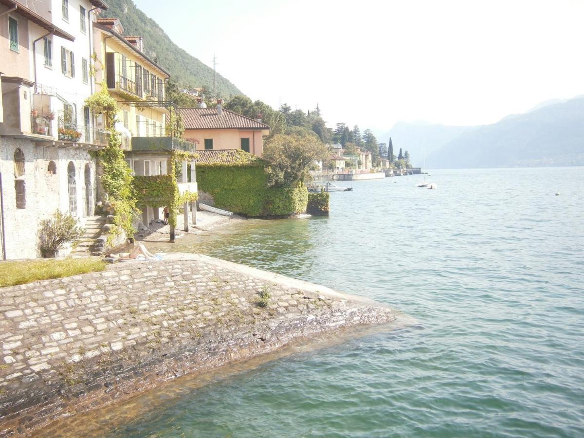 Casa In Riva Al Lago Varenna Exteriör bild
